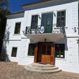 Bánó Mária Kastélyszálló, Fels?mocsolád - Külső kép