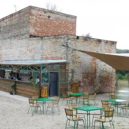 Bánya Köztér Salföld - Külső kép