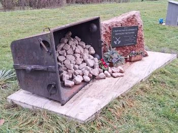 Bányász emlékmű Óbarok