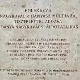 Bányász emlékmű Nagykovácsi - Egyéb