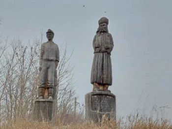Bányász & Vidróczki szobor Mátraverebély