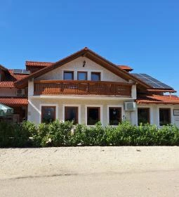 Barátok Asztala Étterem