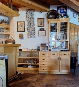 Barátok Asztala Étterem