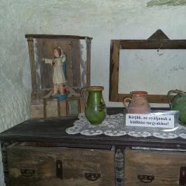 Barlanglakás Szomolya - Egyéb