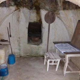 Barlanglakás Szomolya - Belső