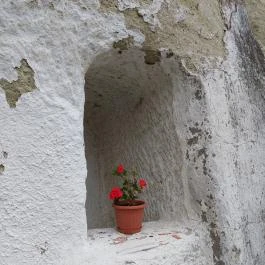 Barlanglakás Szomolya - Egyéb