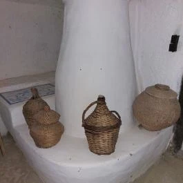 Barlanglakás Szomolya - Belső