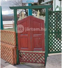 Barna Party Kisvendéglő