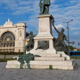 Baross Gábor szobra Budapest - Külső kép