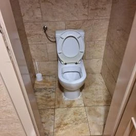 Barta Kávéház Tata - Mosdó