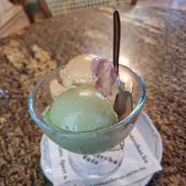 Barta Kávéház Tata - Étel/ital