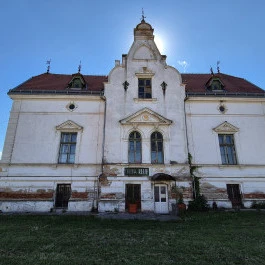 Barthodeiszky-Udvary kastély Beled - Külső kép