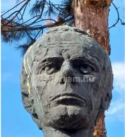 Bartók Béla szobra