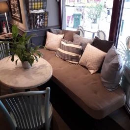 Bartók - Reggel.Délben.Este, Budapest - Belső