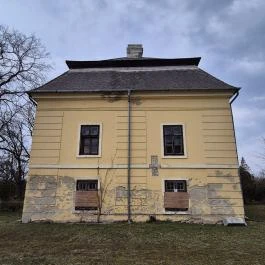 Batthyány-Arz kastély, Meggyeskovácsi - Külső kép