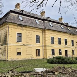 Batthyány-Arz kastély, Meggyeskovácsi - Külső kép