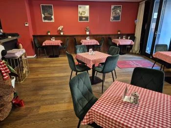 Bazilika - Goulash & Langosh Bar Budapest