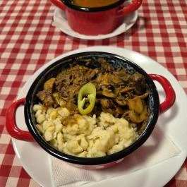 Bazilika - Goulash & Langosh Bar Budapest - Étel/ital