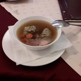 Bécsiszelet Vendéglő (Óbuda), Budapest - Étel/ital