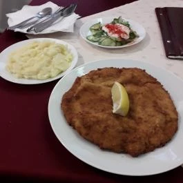 Bécsiszelet Vendéglő (Óbuda), Budapest - Étel/ital