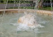 Békás szökőkút Jászfényszaru