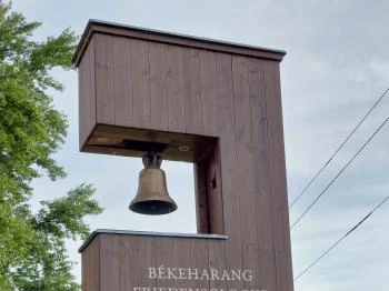 Békeharang Visegrád