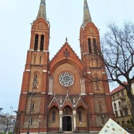 Békéscsabai Páduai Szent Antal templom Békéscsaba - Külső kép