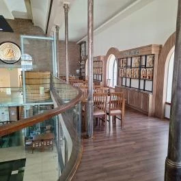 Békési Pálinka Centrum, Békés - Belső