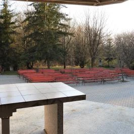 Béke királynéja templom és Mária kápolna Mátraszentimre - Külső kép