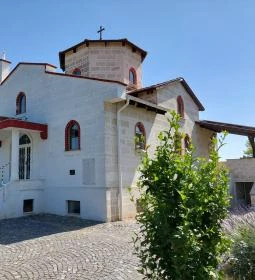 Beloianniszi Szent Demeter, Szent Konstantin és Szent Heléna görög ortodox templom