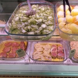 Belvárosi Disznótoros - Etele Plaza Budapest - Étel/ital