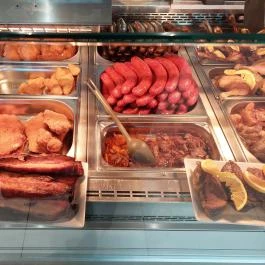 Belvárosi Disznótoros - Etele Plaza Budapest - Étel/ital