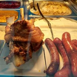 Belvárosi Disznótoros - Etele Plaza Budapest - Étel/ital