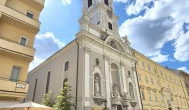 Belvárosi Szent Mihály templom Budapest - Külső kép