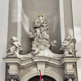 Belvárosi Szent Mihály templom, Budapest - Külső kép