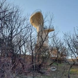 Bence-hegyi kilátó Velence - Külső kép