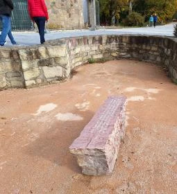 Bencés Apátság romjai