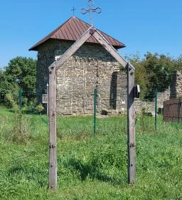 Bencés apátsági templom romja