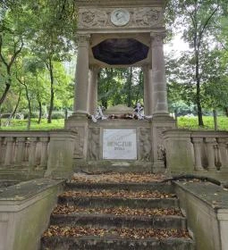 Benczúr Gyula Mauzóleum