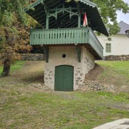 Benczúr-kúria, Szécsény - Külső kép