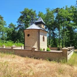 Benyovszky kápolna Tengelic - Külső kép