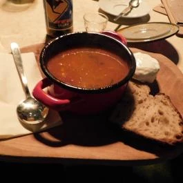 Bereg Bar & Cafe Budapest - Étel/ital