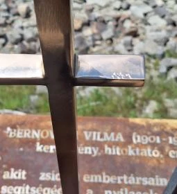 Bernovits Vilma emlékhely