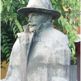 Beszédes József-szobor Dunaföldvár - Egyéb