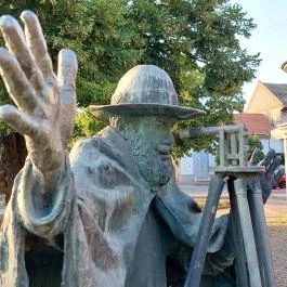 Beszédes József-szobor Dunaföldvár - Egyéb