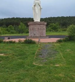 Betegek gyógyítója Mária-szobor