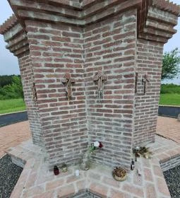 Betegek gyógyítója Mária-szobor