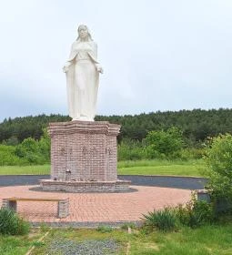 Betegek gyógyítója Mária-szobor