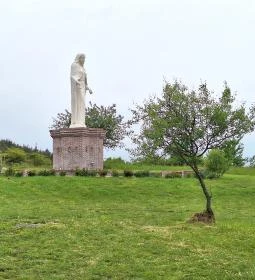 Betegek gyógyítója Mária-szobor