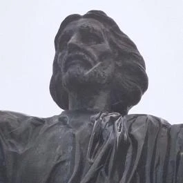 A biskói komptragédia emlékműve Paks - Egyéb